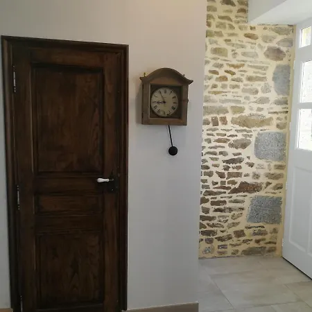 De La Croix Du Bourg בית נופש Le Mesnil-Ozenne