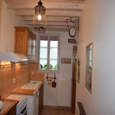 De La Croix Du Bourg