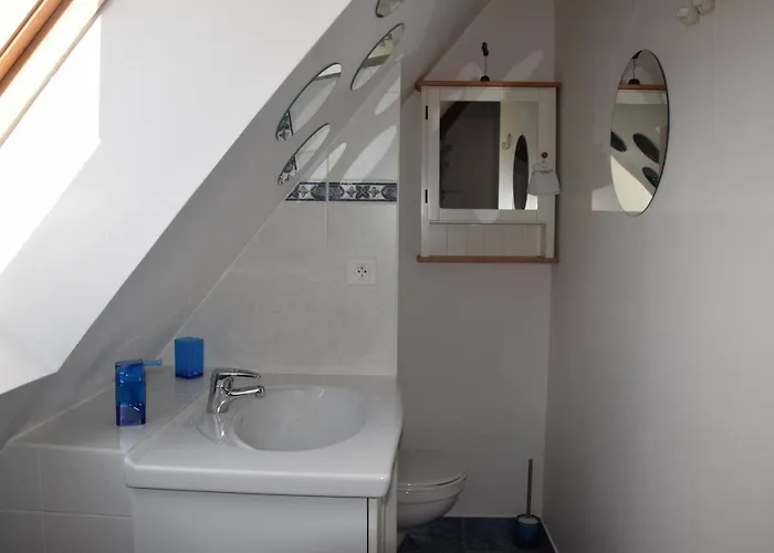 De La Croix Du Bourg Le Mesnil-Ozenne